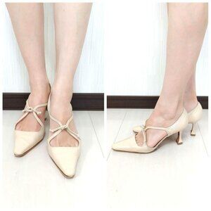 Manolo Blahnik Beige Pumps Adjustable Straps Elegant Heels